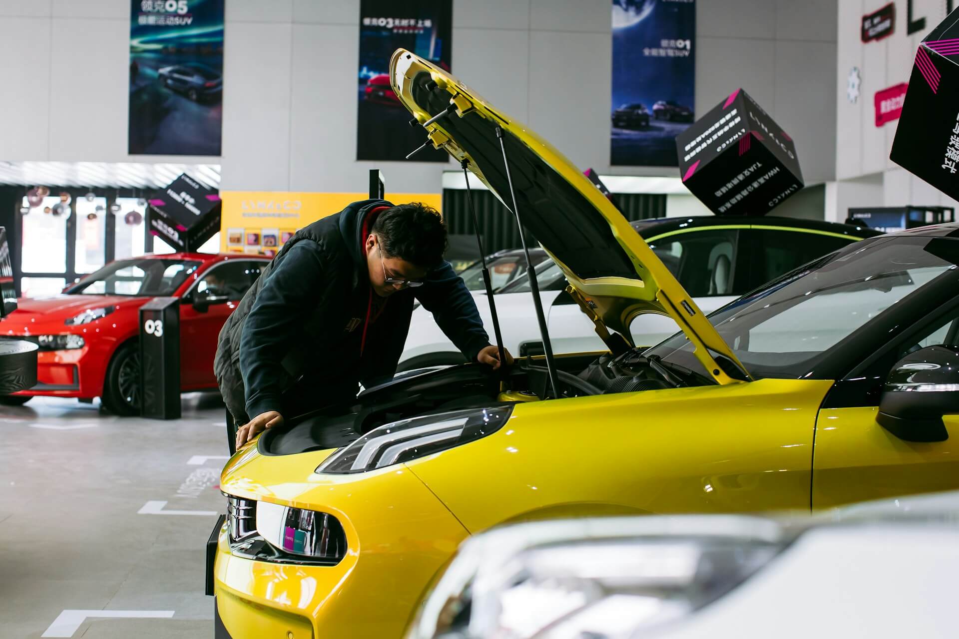 (1) used-car-inspection-before-buying